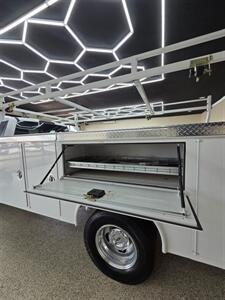 2024 Ford F-350 Super Duty utility XL - Photo 18 - Bullhead City, AZ 86442