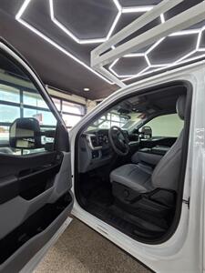 2024 Ford F-350 Super Duty utility XL - Photo 9 - Bullhead City, AZ 86442