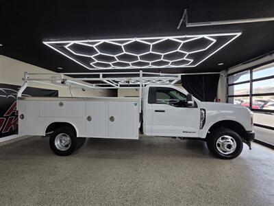 2024 Ford F-350 Super Duty utility XL Truck