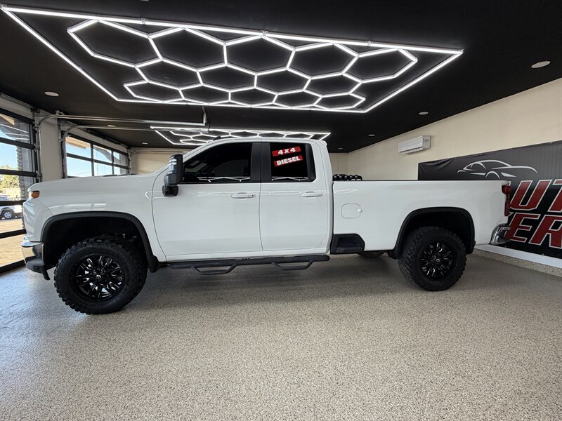 2022 Chevrolet Silverado 2500HD LT   - Photo 1 - Bullhead City, AZ 86442