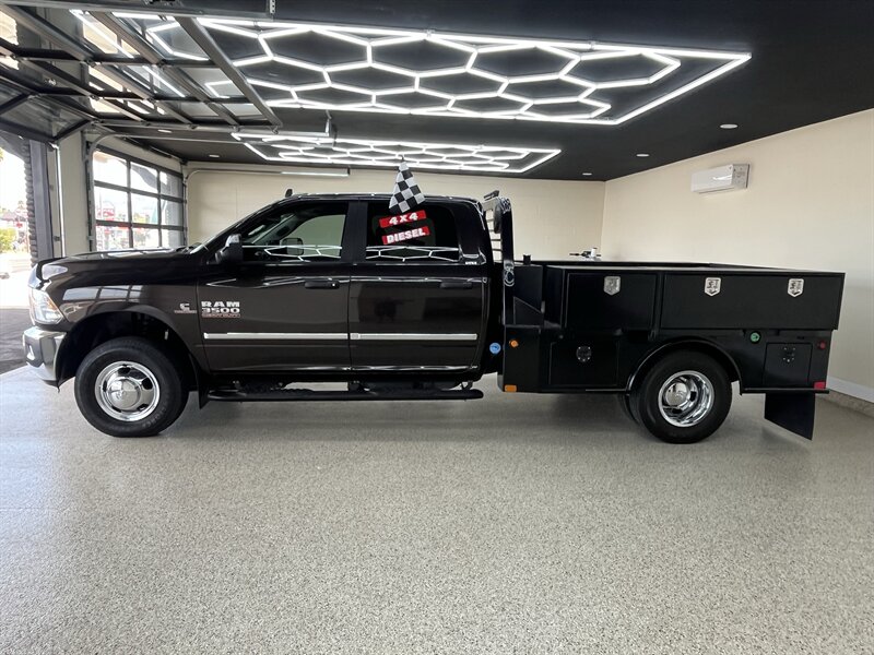 2016 RAM 3500 SLT  cab/chassis