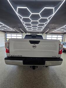 2017 Nissan Titan SV   - Photo 6 - Bullhead City, AZ 86442