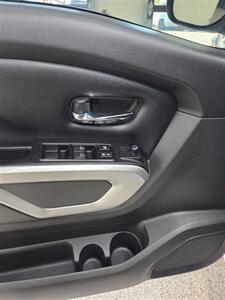 2017 Nissan Titan SV   - Photo 10 - Bullhead City, AZ 86442
