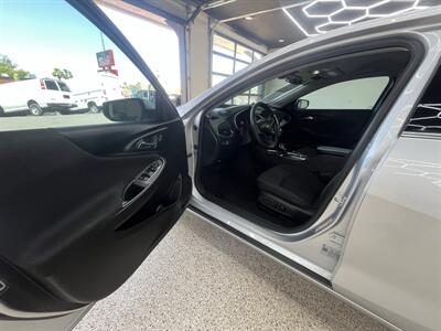 2022 Chevrolet Malibu LT   - Photo 6 - Bullhead City, AZ 86442