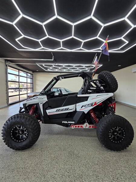 2019 Polaris RZR RS1   - Photo 1 - Bullhead City, AZ 86442