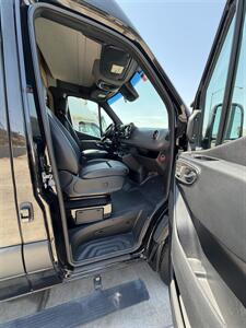 2019 Mercedes-Benz Sprinter 2500 RV - Photo 24 - Bullhead City, AZ 86442
