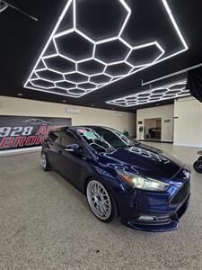 2017 Ford Focus ST - Photo 4 - Bullhead City, AZ 86442