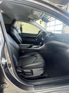 2022 Toyota Camry SE   - Photo 13 - Bullhead City, AZ 86442