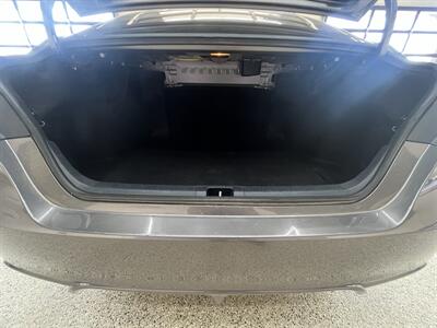 2022 Toyota Camry SE   - Photo 17 - Bullhead City, AZ 86442