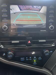 2022 Toyota Camry SE   - Photo 5 - Bullhead City, AZ 86442
