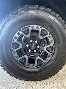2023 Ford F-150 Raptor - Photo 4 - Bullhead City, AZ 86442