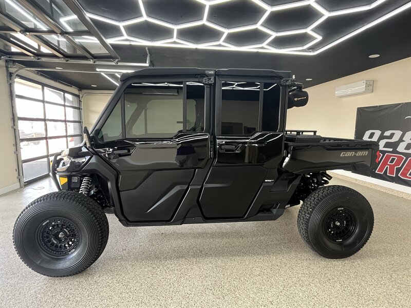 2022 Can-Am Defender MAX Limited HD10   - Photo 1 - Bullhead City, AZ 86442