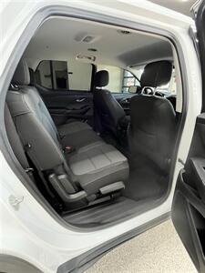 2021 Chevrolet Traverse LS   - Photo 8 - Bullhead City, AZ 86442