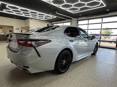 2022 Toyota Camry SE Nightshade   - Photo 6 - Bullhead City, AZ 86442