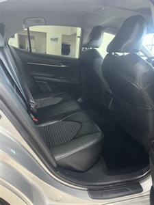 2022 Toyota Camry SE Nightshade   - Photo 18 - Bullhead City, AZ 86442