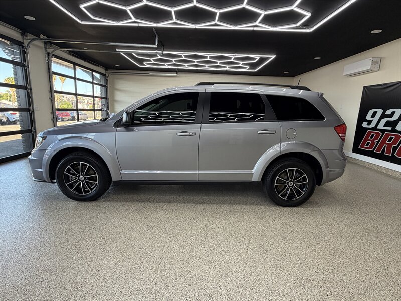 2018 Dodge Journey SE Plus   - Photo 1 - Bullhead City, AZ 86442