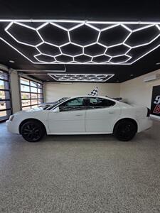 2006 Pontiac Grand Prix - Photo 2 - Bullhead City, AZ 86442