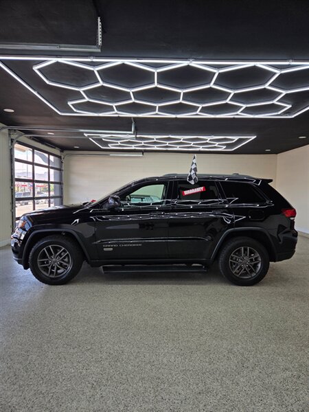 2017 Jeep Grand Cherokee Laredo   - Photo 1 - Bullhead City, AZ 86442