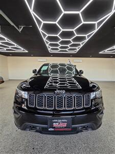 2017 Jeep Grand Cherokee Laredo - Photo 2 - Bullhead City, AZ 86442
