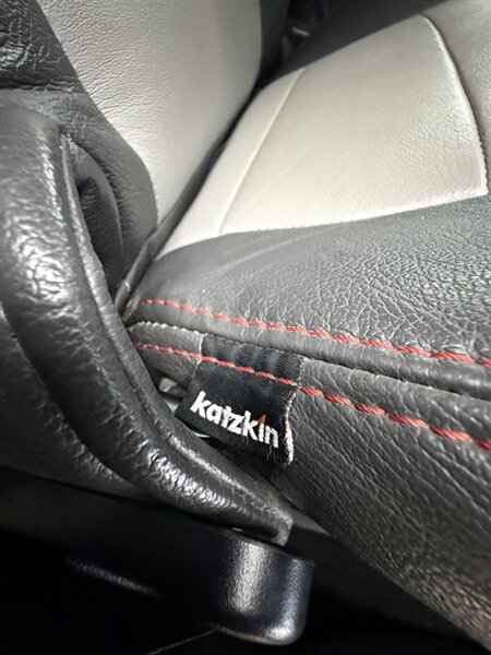 2012 Jeep Wrangler Sahara - Photo 19
