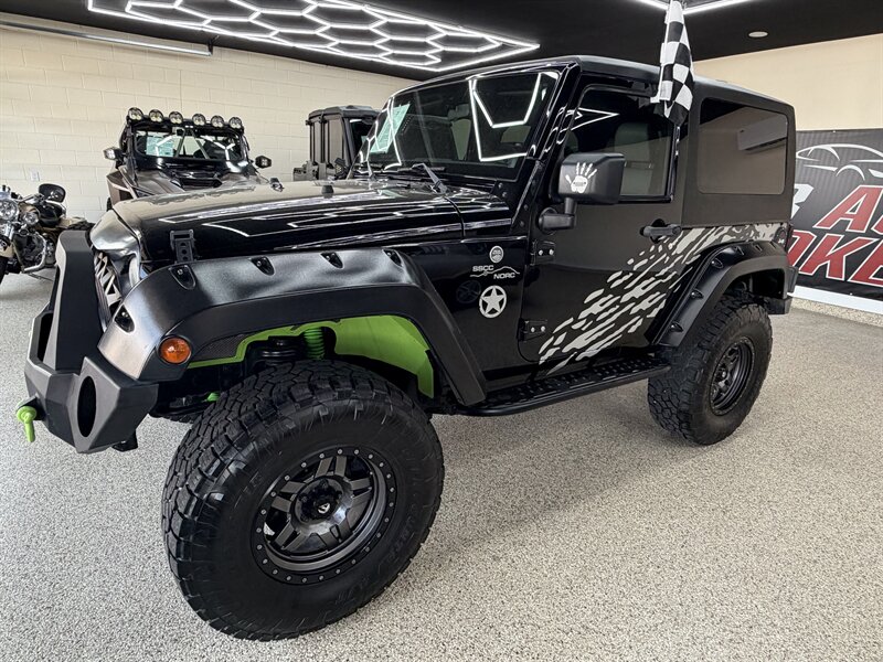 2012 Jeep Wrangler Sahara - Photo 2