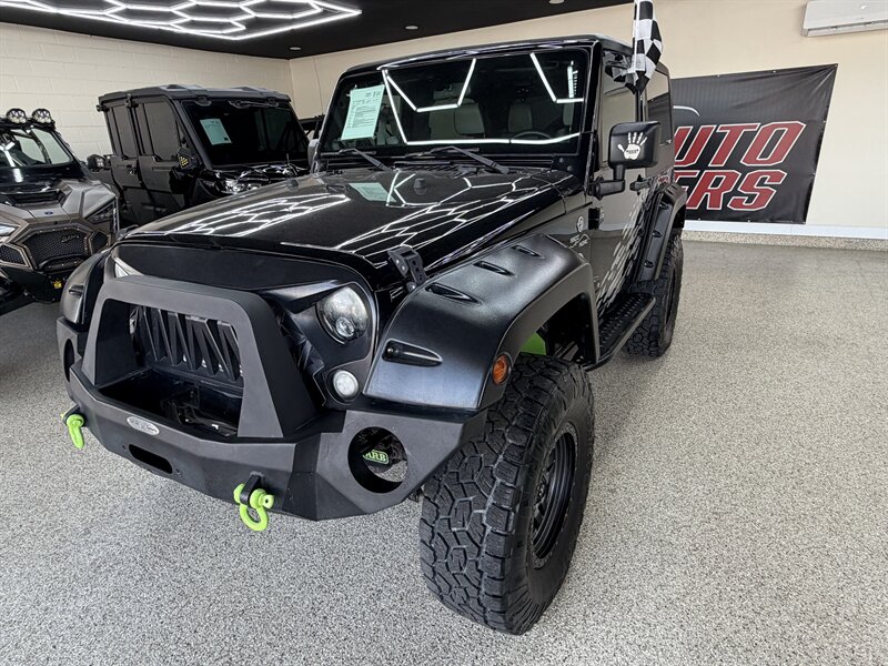 2012 Jeep Wrangler Sahara - Photo 11