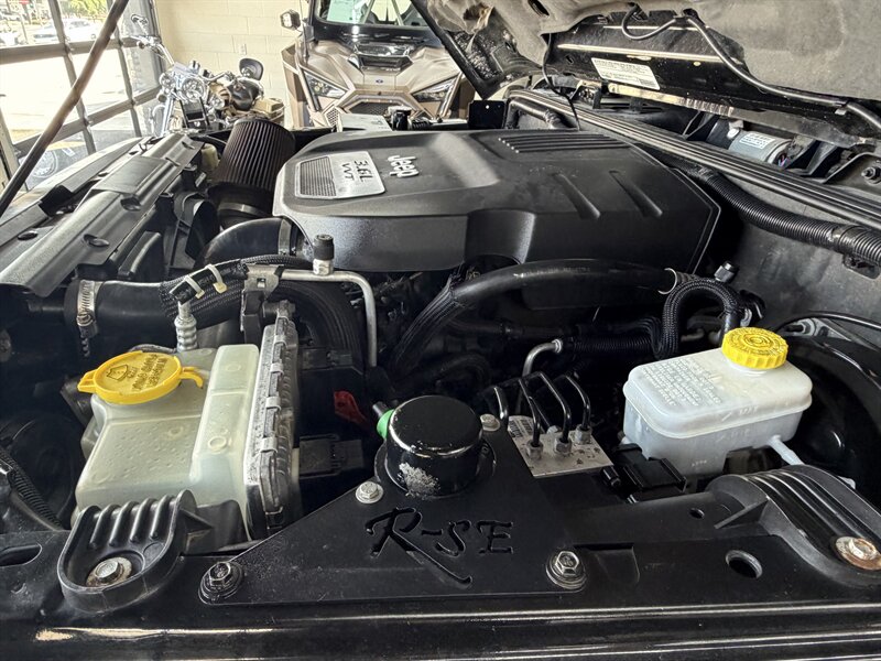 2012 Jeep Wrangler Sahara - Photo 40