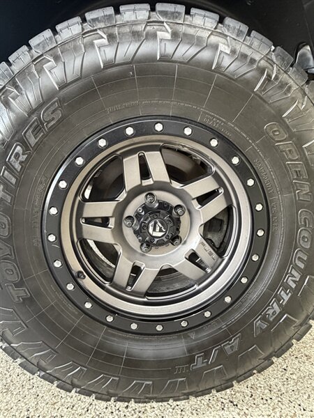 2012 Jeep Wrangler Sahara - Photo 5