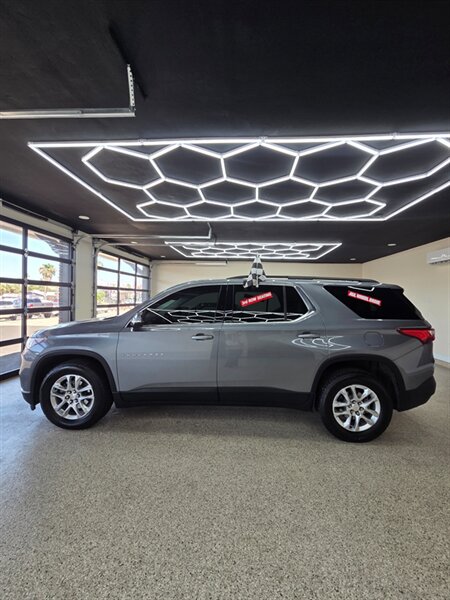 2019 Chevrolet Traverse LT Cloth   - Photo 1 - Bullhead City, AZ 86442