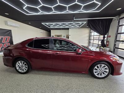 2021 Toyota Camry LE - Photo 2 - Bullhead City, AZ 86442