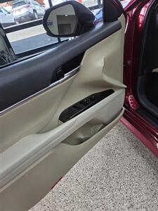 2021 Toyota Camry LE - Photo 10 - Bullhead City, AZ 86442