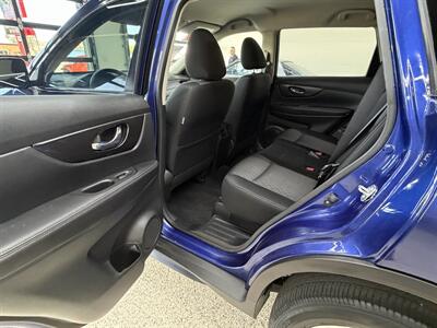 2019 Nissan Rogue SV - Photo 13 - Bullhead City, AZ 86442
