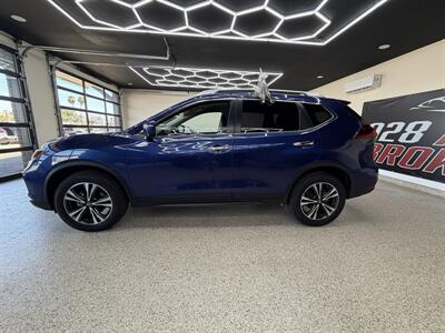 2019 Nissan Rogue SV - Photo 1 - Bullhead City, AZ 86442