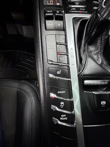2019 Porsche Macan - Photo 16 - Bullhead City, AZ 86442