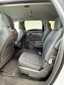 2017 Chevrolet Traverse LT - Photo 13 - Bullhead City, AZ 86442