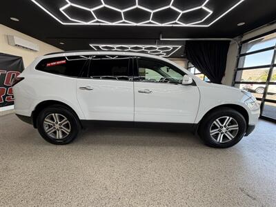 2017 Chevrolet Traverse LT - Photo 4 - Bullhead City, AZ 86442