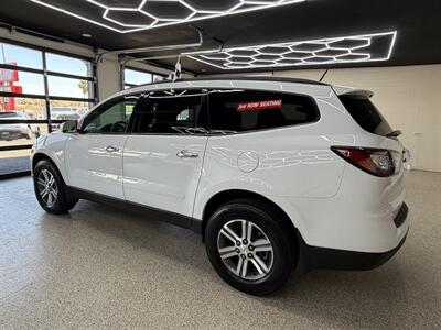 2017 Chevrolet Traverse LT - Photo 3 - Bullhead City, AZ 86442