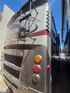 2013 Tiffin allegro breeze   - Photo 28 - Bullhead City, AZ 86442