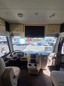 2013 Tiffin allegro breeze   - Photo 6 - Bullhead City, AZ 86442