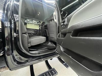 2022 Chevrolet Silverado 6500HD   - Photo 19 - Bullhead City, AZ 86442