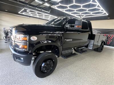 2022 Chevrolet Silverado 6500HD   - Photo 2 - Bullhead City, AZ 86442