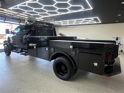 2022 Chevrolet Silverado 6500HD   - Photo 3 - Bullhead City, AZ 86442