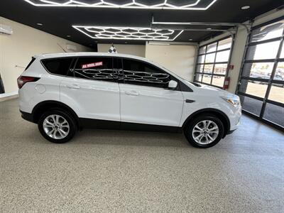 2017 Ford Escape SE - Photo 5 - Bullhead City, AZ 86442