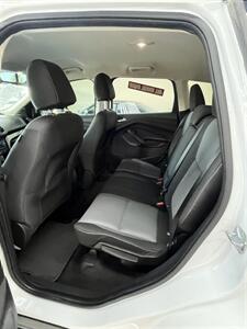 2017 Ford Escape SE - Photo 9 - Bullhead City, AZ 86442