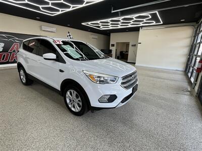 2017 Ford Escape SE - Photo 4 - Bullhead City, AZ 86442