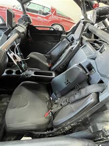 2019 CAN AM MAVERICK XRS TURBO R   - Photo 12 - Bullhead City, AZ 86442