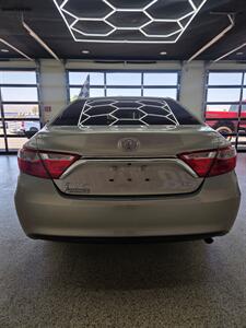 2015 Toyota Camry LE   - Photo 6 - Bullhead City, AZ 86442