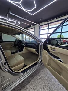 2015 Toyota Camry LE   - Photo 17 - Bullhead City, AZ 86442