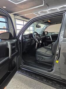 2018 Toyota 4Runner SR5 Premium - Photo 10 - Bullhead City, AZ 86442
