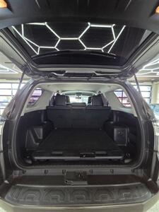 2018 Toyota 4Runner SR5 Premium - Photo 8 - Bullhead City, AZ 86442